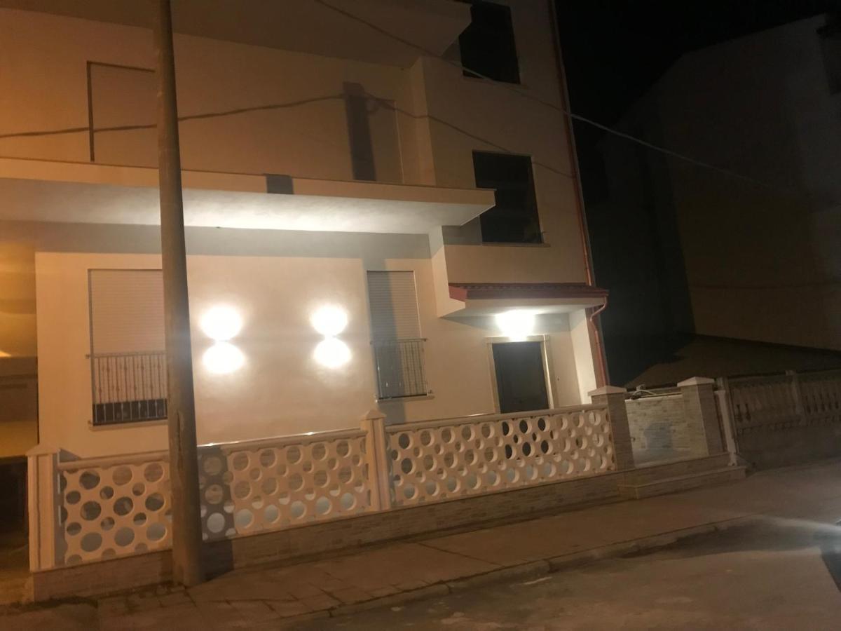 Un Posto Al Sole Bed & Breakfast Torretta  ภายนอก รูปภาพ